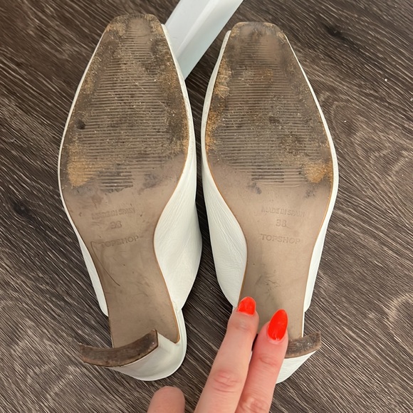 White mules - Picture 3 of 3